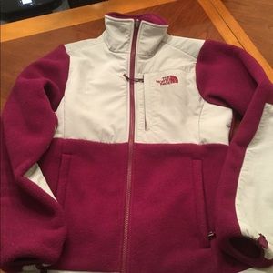 Women’s The North Face Denali - Maroon & Grey XS